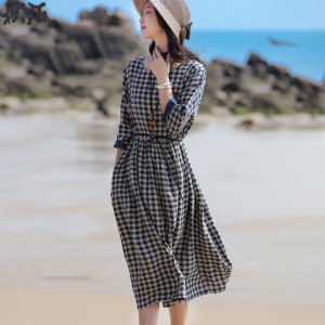 格子连衣裙春秋格纹裙高端中长款收腰复古亚麻文艺气质小个子长裙