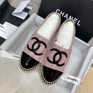 chanel/香奈儿女鞋2021春季新款小香双c粉色平底草编渔夫鞋乐福鞋