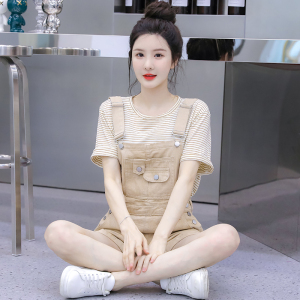 背带牛仔裤女2022韩版简约杏色高腰宽松网红设计感减龄短裤套装潮