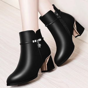 半高跟鞋女2021年新款秋冬季小短靴女士皮鞋女鞋子粗跟女靴子百搭