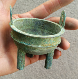 古玩古董老铜器出土小青铜器高腿小鼎摆件保真包老 精品收藏