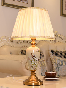 美式陶瓷台灯中式欧式现代简约家用客厅高档轻奢结婚主卧室床头灯