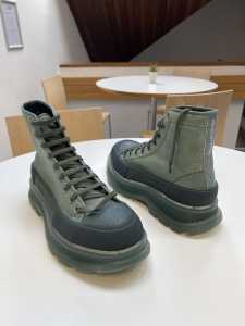 【alice英国购】alexander mcqueen/亚历山大·麦昆 男厚底马丁靴