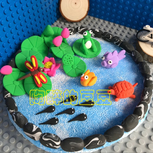小蝌蚪找妈妈粘土场景创意手工成品作品幼儿彩泥作业寓言成语故事