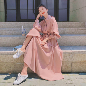 藕粉色连衣裙长袖