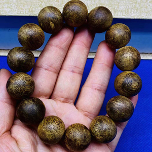 越南芽庄莺歌绿奇楠软油沉香手串手链 16mm*14颗  重约16克
