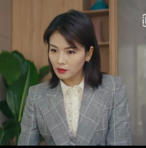 我是真的爱你刘涛萧嫣同款衣服2021新款春秋季时尚气质格子女西服