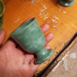 天然贵州翠玉高脚杯翡翠飘花酒杯正品玉石翠绿色高脚杯送礼保健