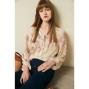 亲和素 浪漫beige rose!定织皱感丝人丝缎格 圆领造型衫n5851-v1