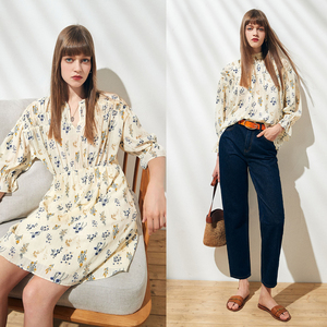 亲和素 法式清新田园风 皱感压花肌理碎花造型衫/连衣裙n6566-b17