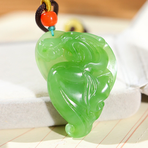 天然新疆和田玉遇贵人男士款吊坠碧玉苹果绿挂件玉美人项链18g