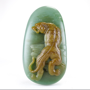 玉赐平安碧玉籽料上山虎手把件男款天然新疆和田玉虎虎生威148g