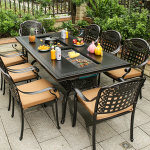 户外桌椅庭院露天无烟电烧烤餐桌组合室外花园铁艺家用铸铝桌椅