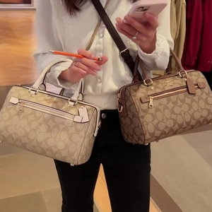 美国coach蔻驰奥莱女包经典老花rowan手提包拉链波士顿26x16x13.