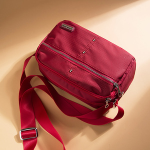 铆钉女帆布黑色包单肩-淘宝拼多多热销铆钉女帆布黑色包单肩货源拿货