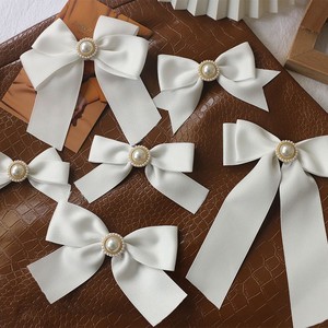 白色缎带蝴蝶结胸针珍珠飘带领结领花学院风别针衣服胸前装饰配饰