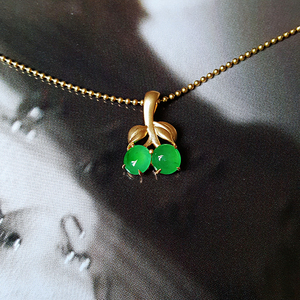 翡翠吊坠天然冰种翡翠起光阳绿蛋面镶嵌18k金项链樱桃吊坠玉吊坠