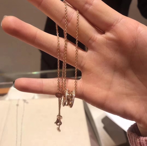 bvlgari/宝格丽镂空弹簧项链 b.zero1 18k玫瑰金情侣款吊坠锁骨链