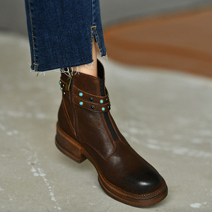 真皮靴子女平底裸靴棕色短靴女2020秋冬新款加绒雪地靴平跟时装靴