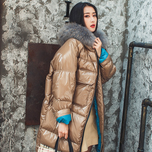 芭芘瑞雅羽绒服女冬装新款中长款韩版宽松漆皮亮面撞色真毛领大颜