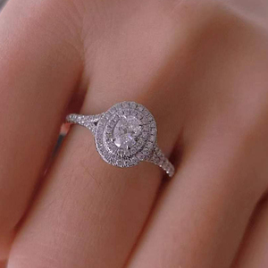 英皇金尊 群镶异形钻石戒指 白18k金椭圆形钻石女戒 求婚订婚钻戒