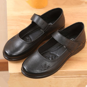 中老年拉带女皮鞋真皮方口女鞋43软底平跟大码妈妈鞋老人春秋鞋41