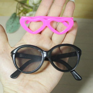 亮粉红塑料眼镜 镜框爱心桃心 黑色墨镜迷你玩具装饰化装舞会公仔