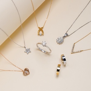 日本品牌正品18k金钻石项链戒指吊坠手链耳饰女轻奢高级感礼物