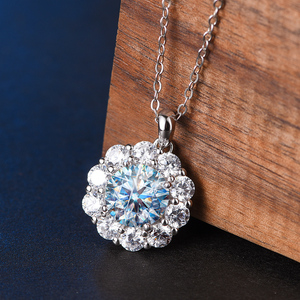 莫桑石铂金项链女款pt950生日礼物24k白金轻奢小众锁骨链送女友