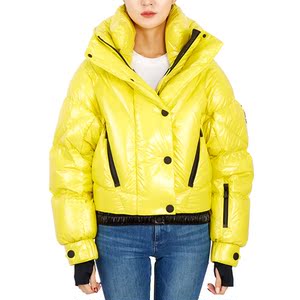 moncler/蒙口 plumel女短款防水亮面连帽滑雪服羽绒服夹克1a53200