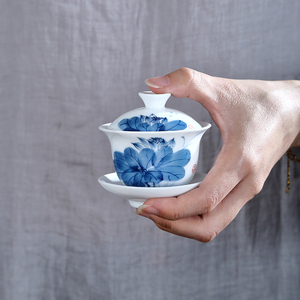 吴氏品雅小容量泡茶碗高端试茶潮汕迷你小盖碗70ml手绘单人用茶碗