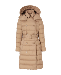 博柏利羽绒服女