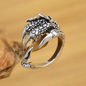 欧美风朋克复古戒指霸气鹰爪 男士钛钢戒指 夜店首饰定制刻字