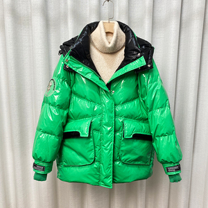 炫彩亮面免洗潮牌羽绒服女2021冬季新款时尚韩版糖果色宽松面包服