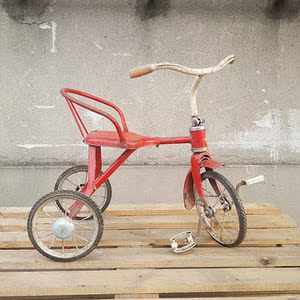 小时候的铁皮三轮车 儿童自行车 脚踏车 70年代80年代