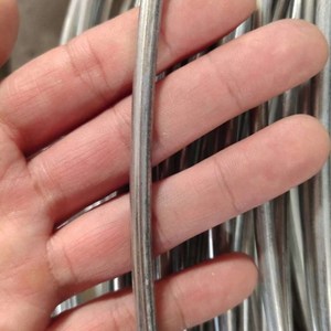 镀锌黄色铁丝8 10 12 14 16号电力通讯农业种植不生锈钢丝河北信联