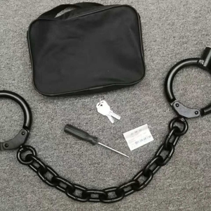 玩具手铐剧本杀密室道具手扣不锈钢情侣铁手拷合金加厚脚拷锁