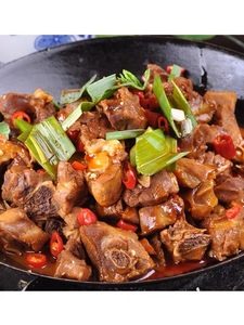 正宗农家散养三穗麻鸭贵州土特产黄焖鸭现杀柴火现炒真空包装包邮