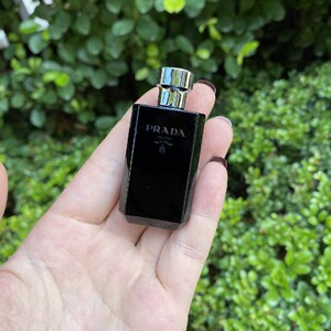 正品prada普拉达intense玄色绅士男士香水小样q版9ml 18产