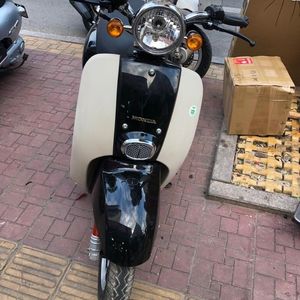 本田小龟王摩托车