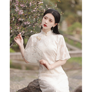 白色改良旗袍新款2024女年轻款少女中国风古典蕾丝宽松素雅纯欲风