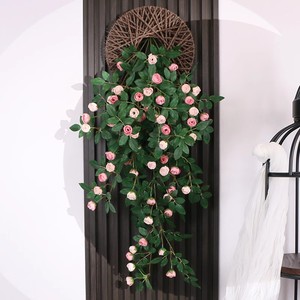 仿真玫瑰花吊兰壁挂墙面管道遮挡花装饰绿植假花藤条墙壁挂花吊花