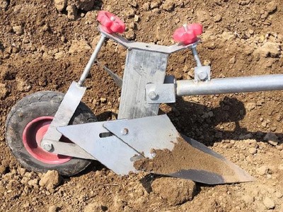 烟雨新都汇淘宝都淘人力犁手拉梨耕地犁起垄开沟神器人工小型铧式犁