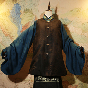圆领袍汉服双面