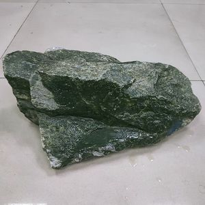 31斤重和田玉碧玉山料大块原石 俄碧七号坑老矿料珠宝级玉石原料