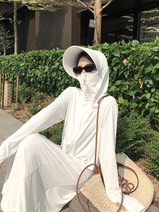白色冰丝透气连帽长袖外套上衣女夏季宽松休闲长款户外全身防晒衣