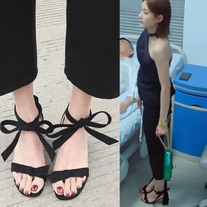 奔跑的蜗牛lyc淘宝爱我就别想太多李一桐夏可可同款设计感小众拼接v