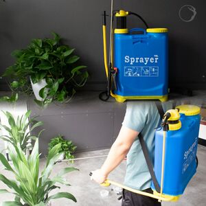 消毒喷雾机器手动手摇式喷洒器手压式家用喷壶喷水背负式农药老式