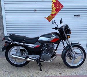 二手摩托车双缸本田王125cc摩托车燃油机车男跨骑助力车整车街车