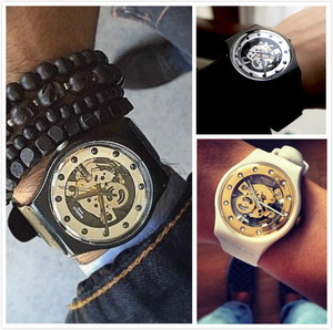 海外正品swatch斯沃琪艺术家 男女情侣镂空圣诞银魅suoz147